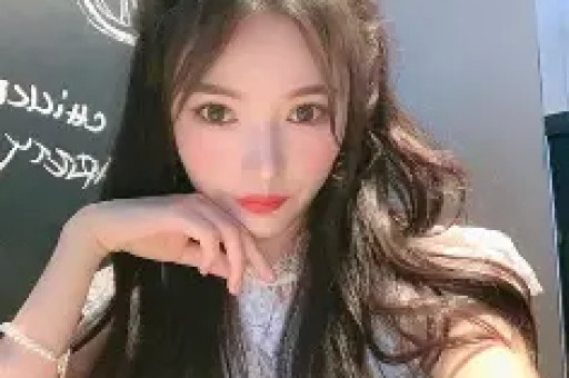 炸裂!4月娱乐圈连爆5个大瓜德云社地震、AI抢饭碗、顶流婚变 炸裂!4月娱乐圈连爆5个大瓜德云社地震、AI抢饭碗、顶流婚变