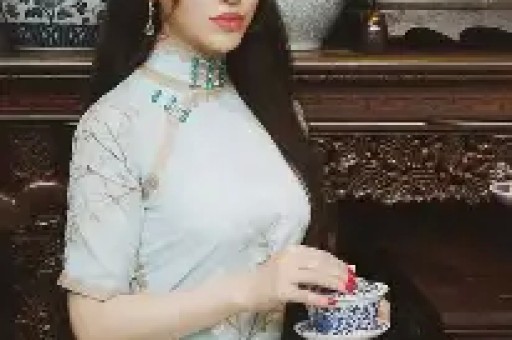 揭秘吃瓜群背后的真相:美女瓜友真能带来快乐吗? 揭秘吃瓜群背后的真相:美女瓜友真能带来快乐吗?